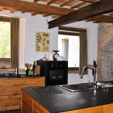 Quarto em Acomodações Particulares Awesome Stone Farmhouse In *