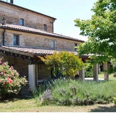 Quarto em Acomodações Particulares Awesome Stone Farmhouse In *