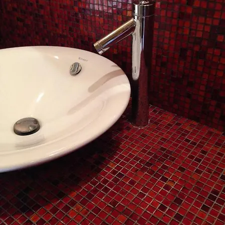 Quarto em Acomodações Particulares Awesome Stone Farmhouse In