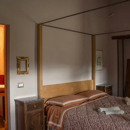 Quarto em Acomodações Particulares Awesome Stone Farmhouse In *